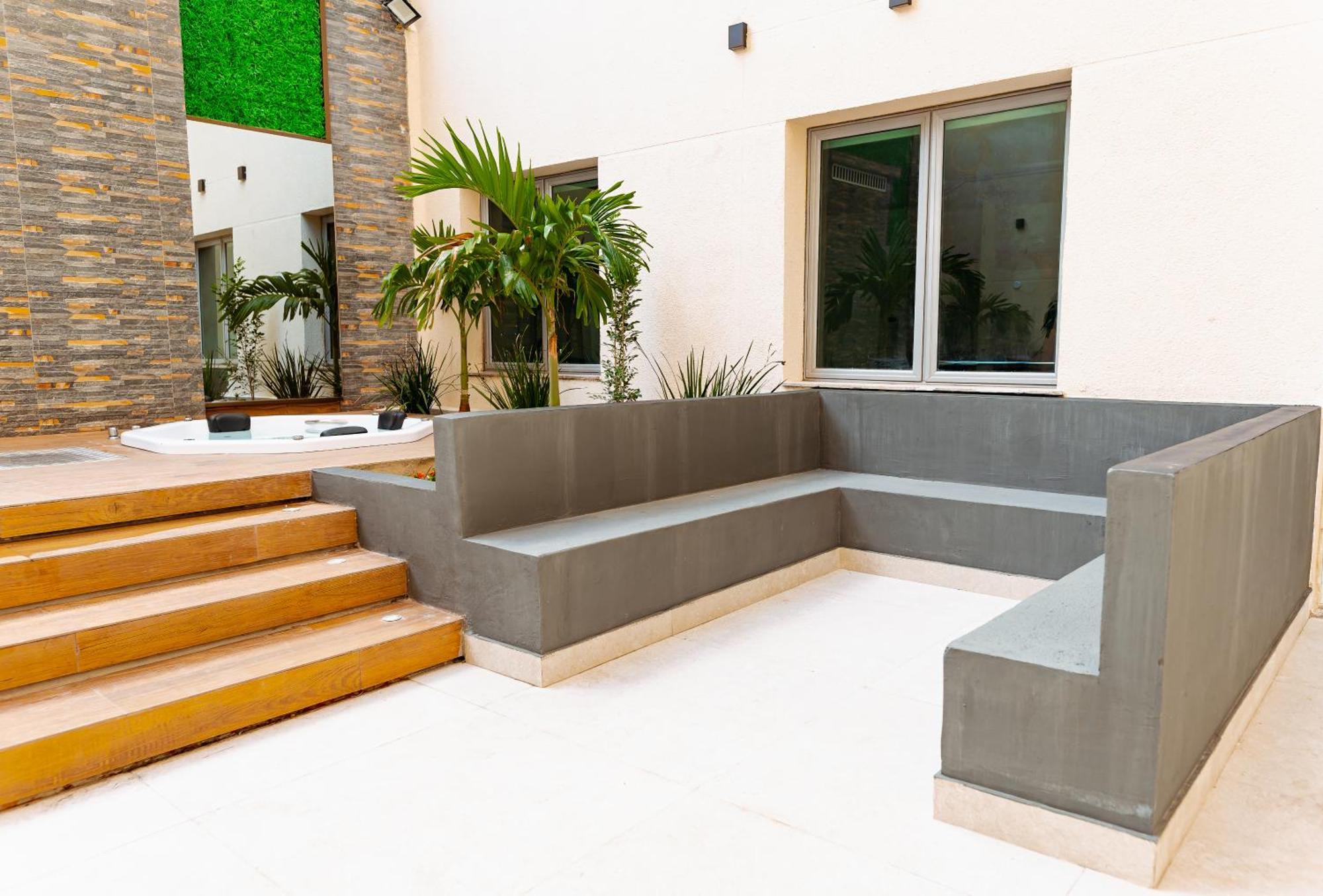 Days By Wyndham Lapa Hotel 4*